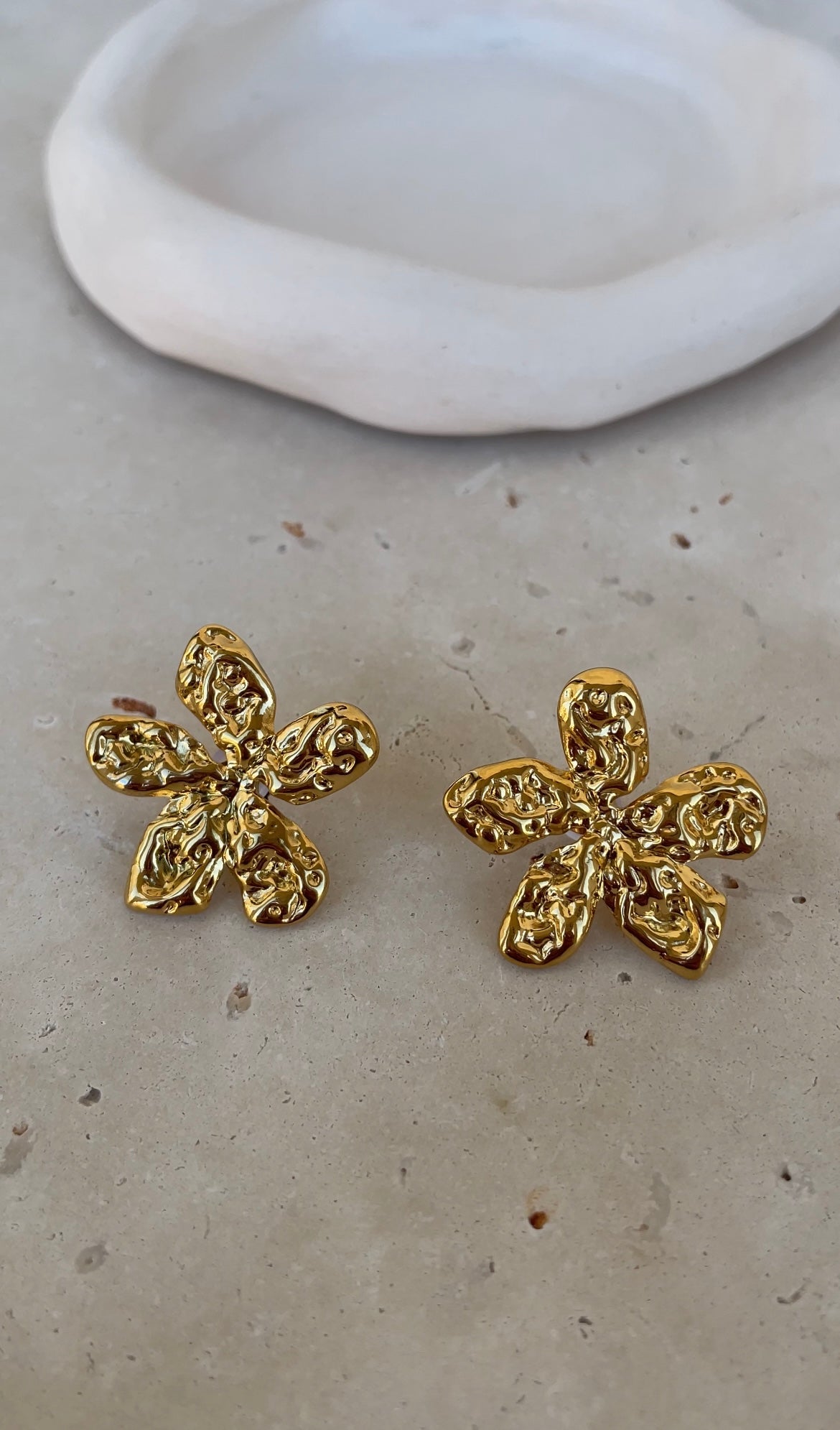 Boucles D'Oreilles Textured Flower