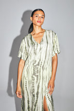 La Robe Elisé Imprimé Classy Tie And Dye Fabriquée En Italie
