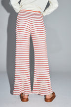 Le Pantalon Edwin Tricot Ajouré Rayures Cala Fabriqué En Italie