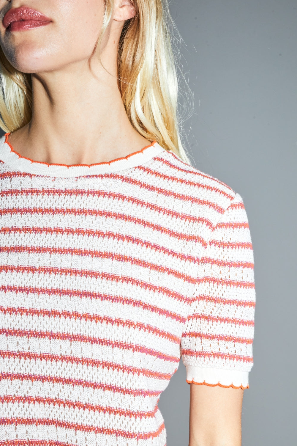La Blouse Poppy Tricot Ajouré Rayures Cala Fabriquée En Italie