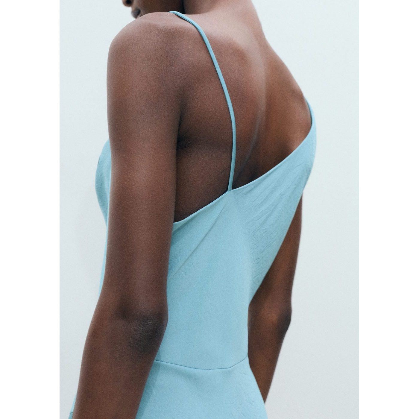 Robe Asymétrique Effet Froissé