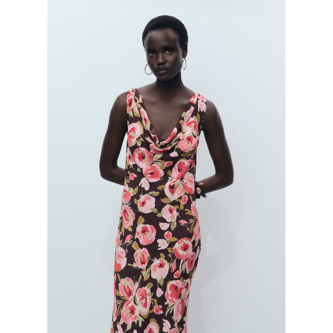 Robe Fleurie Col Bénitier