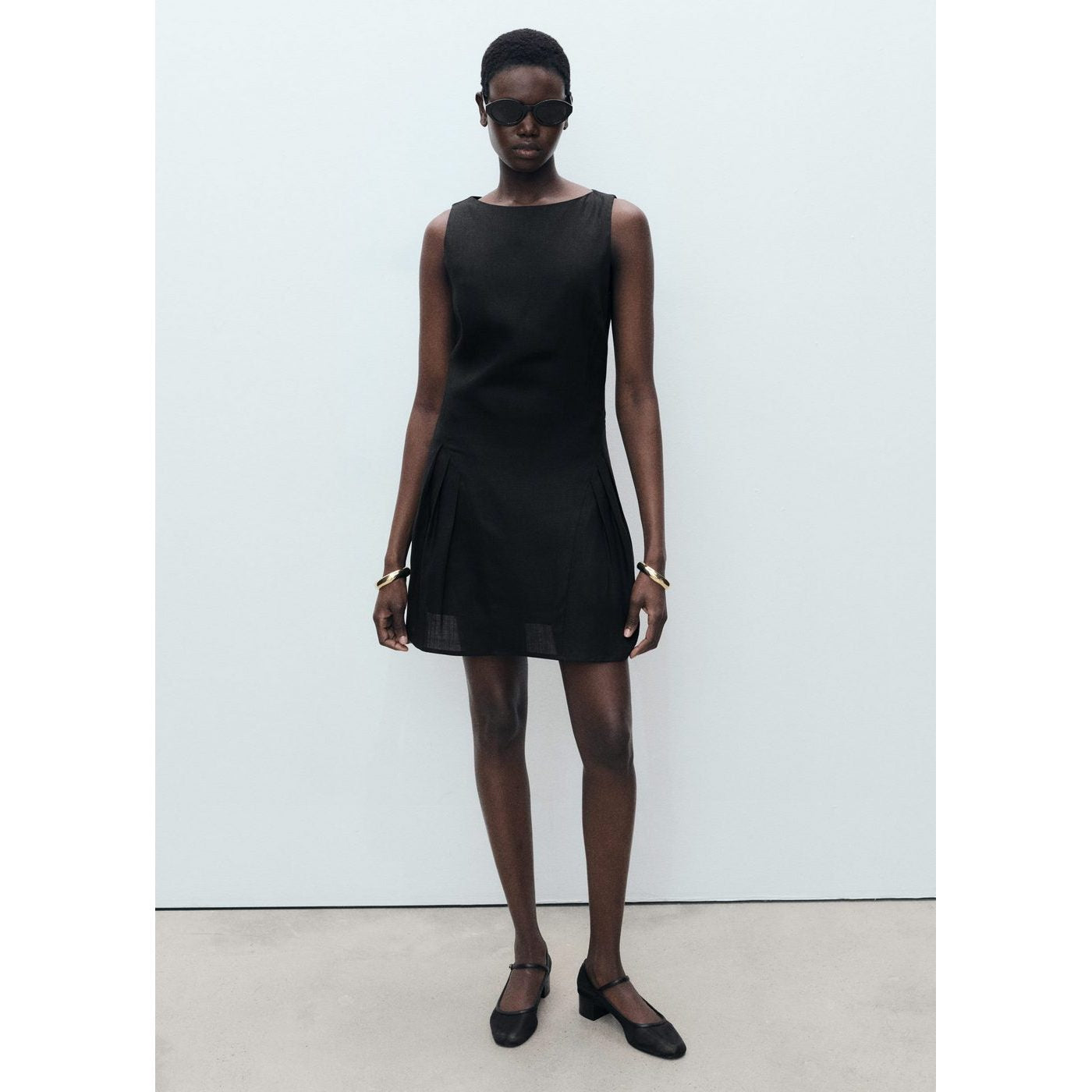 Robe Courte En Lin Mélangé À Plis
