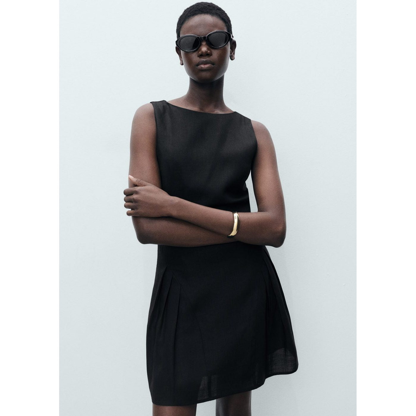 Robe Courte En Lin Mélangé À Plis