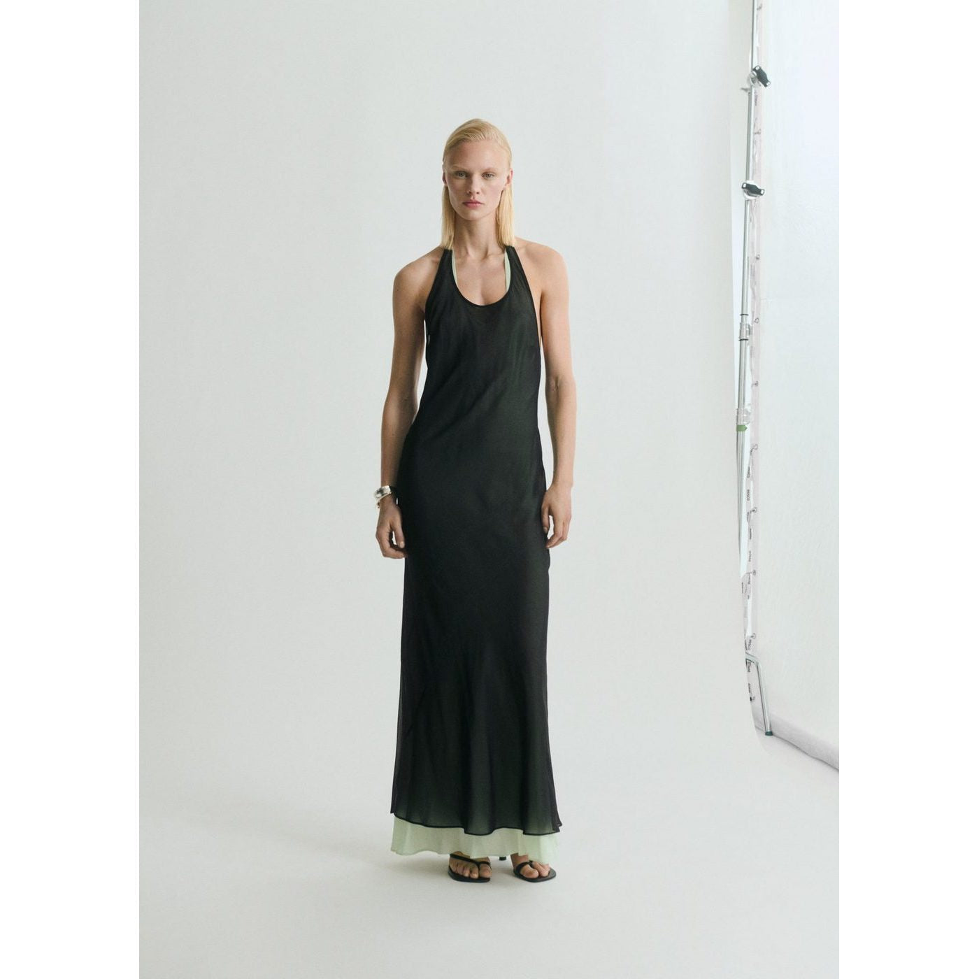 Robe Combinée Semi-Transparente