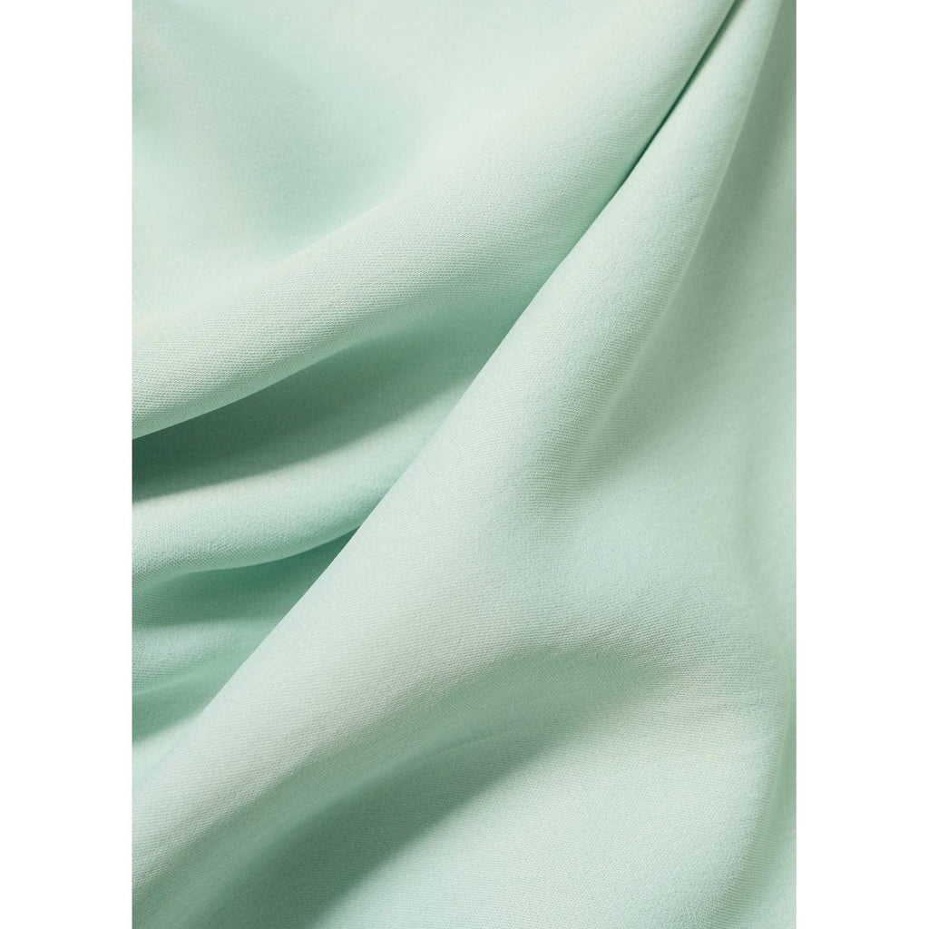 Robe Satinée Emmanchures Américaines