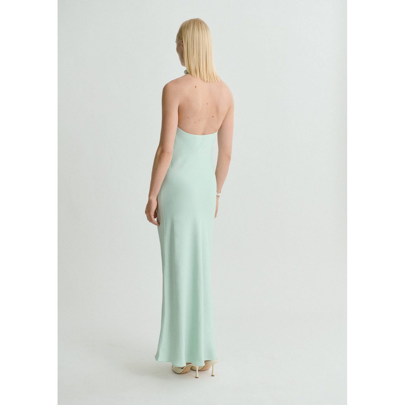 Robe Satinée Emmanchures Américaines