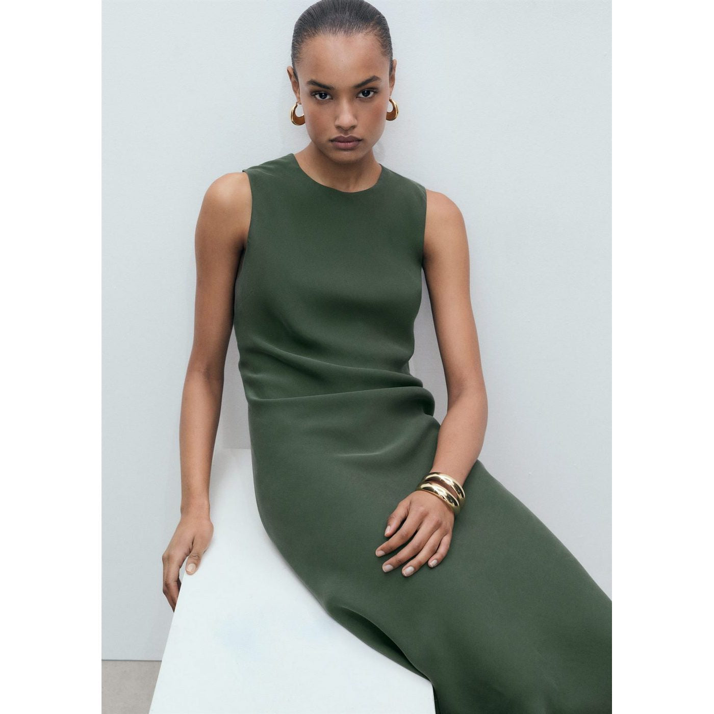 Robe Midi Droite