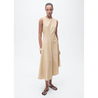 Robe Asymétrique Évasée