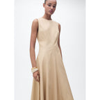 Robe Asymétrique Évasée