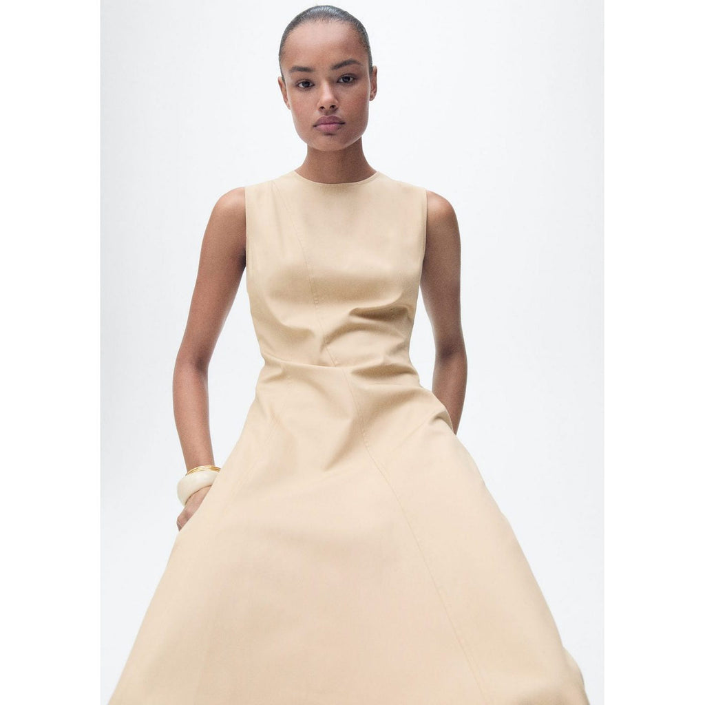 Robe Asymétrique Évasée