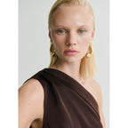 Robe Asymétrique Satinée Avec Fronce Latérale