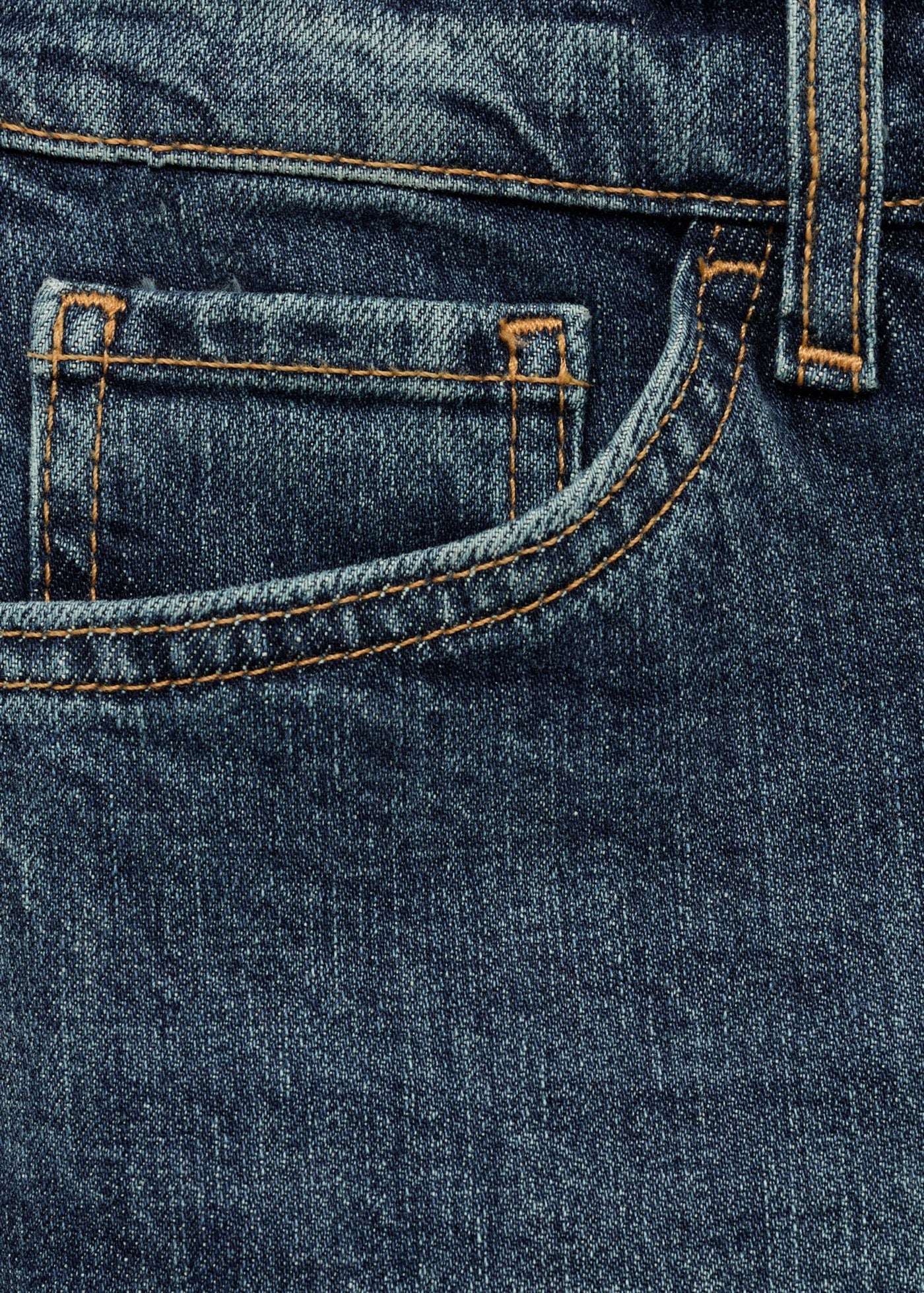 Jean Claudia Slim Crop