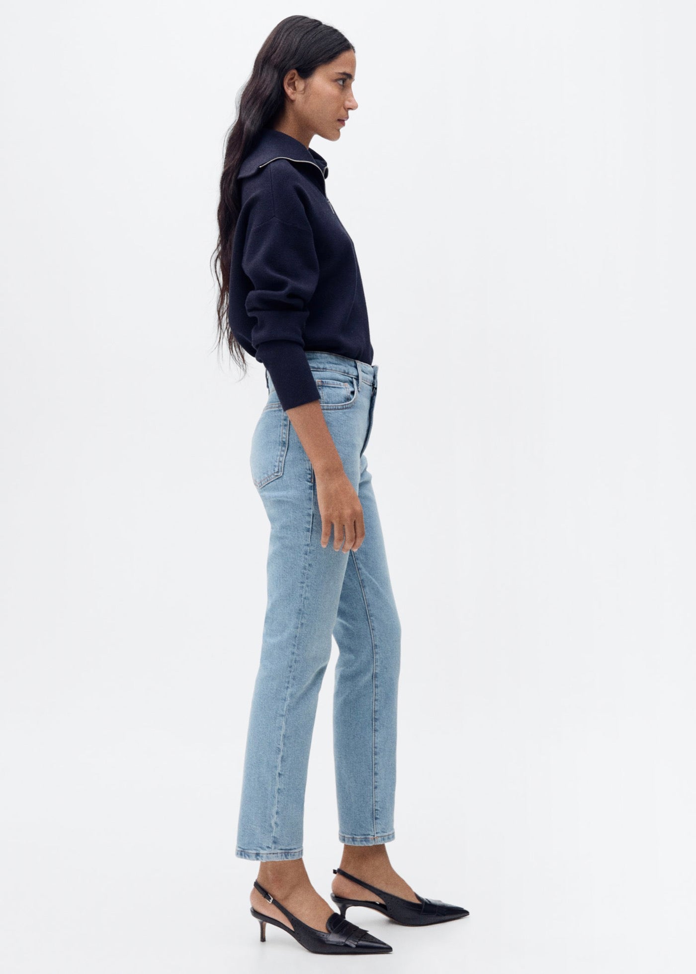 Jean Claudia Slim Crop