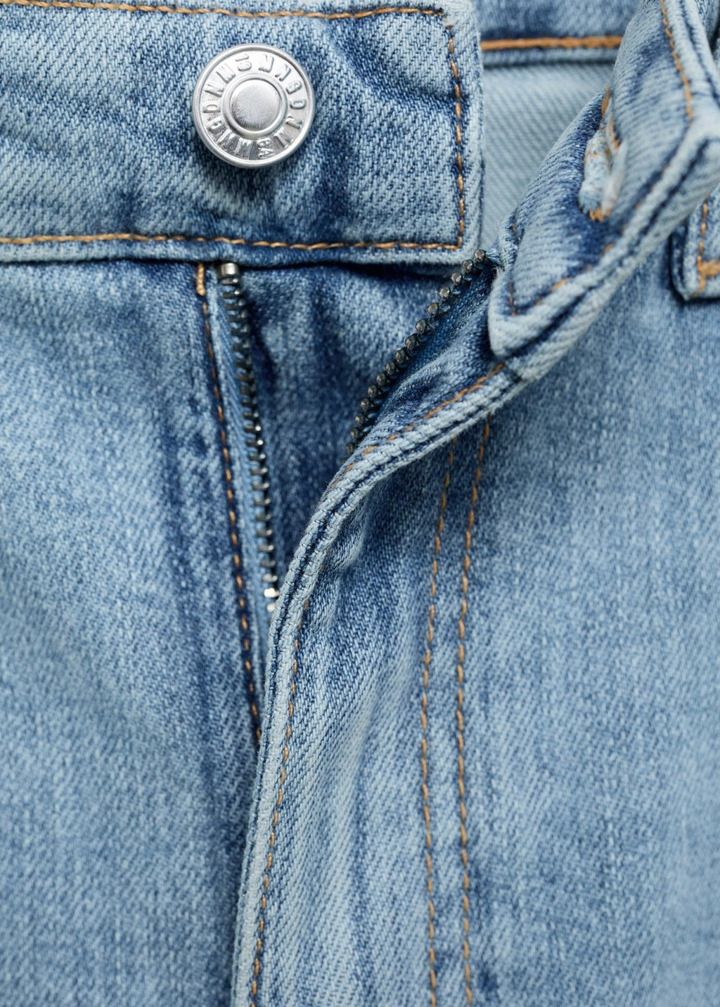 Jean Claudia Slim Crop