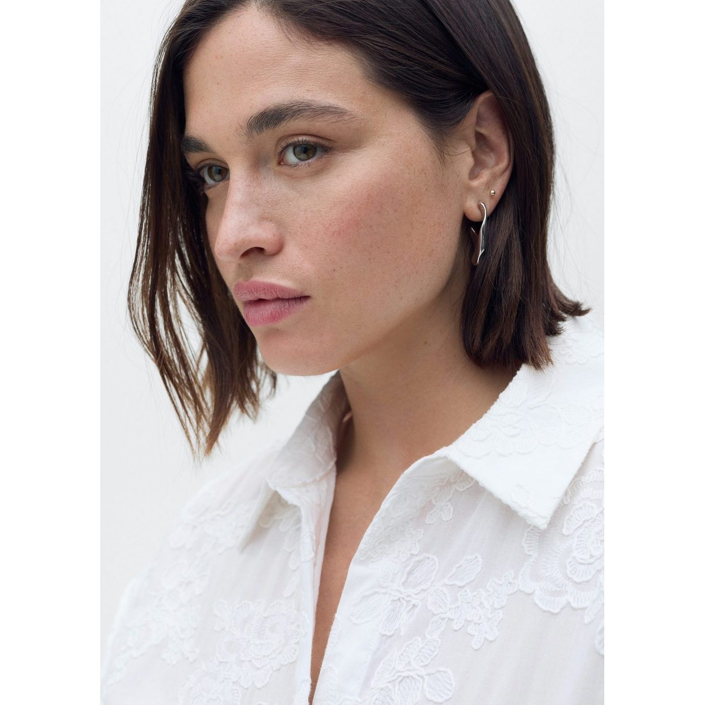 Robe-Chemise Brodée Avec Ceinture