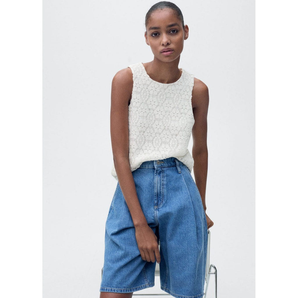 Haut Droit En Crochet