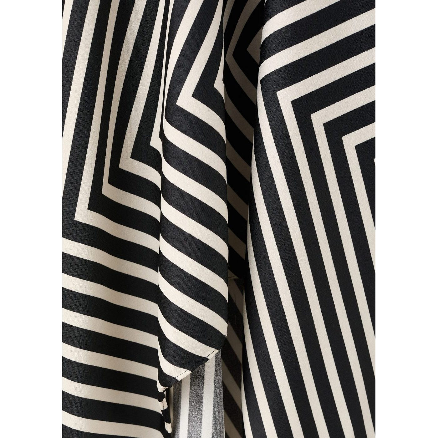 Robe Asymétrique Imprimé À Rayures