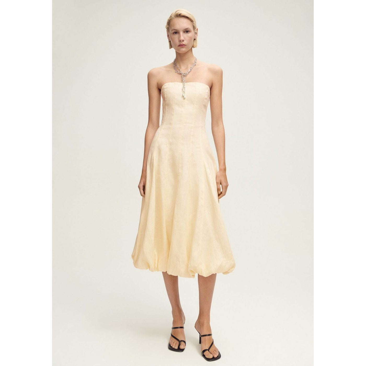 Robe En Lin Bas Bouffant