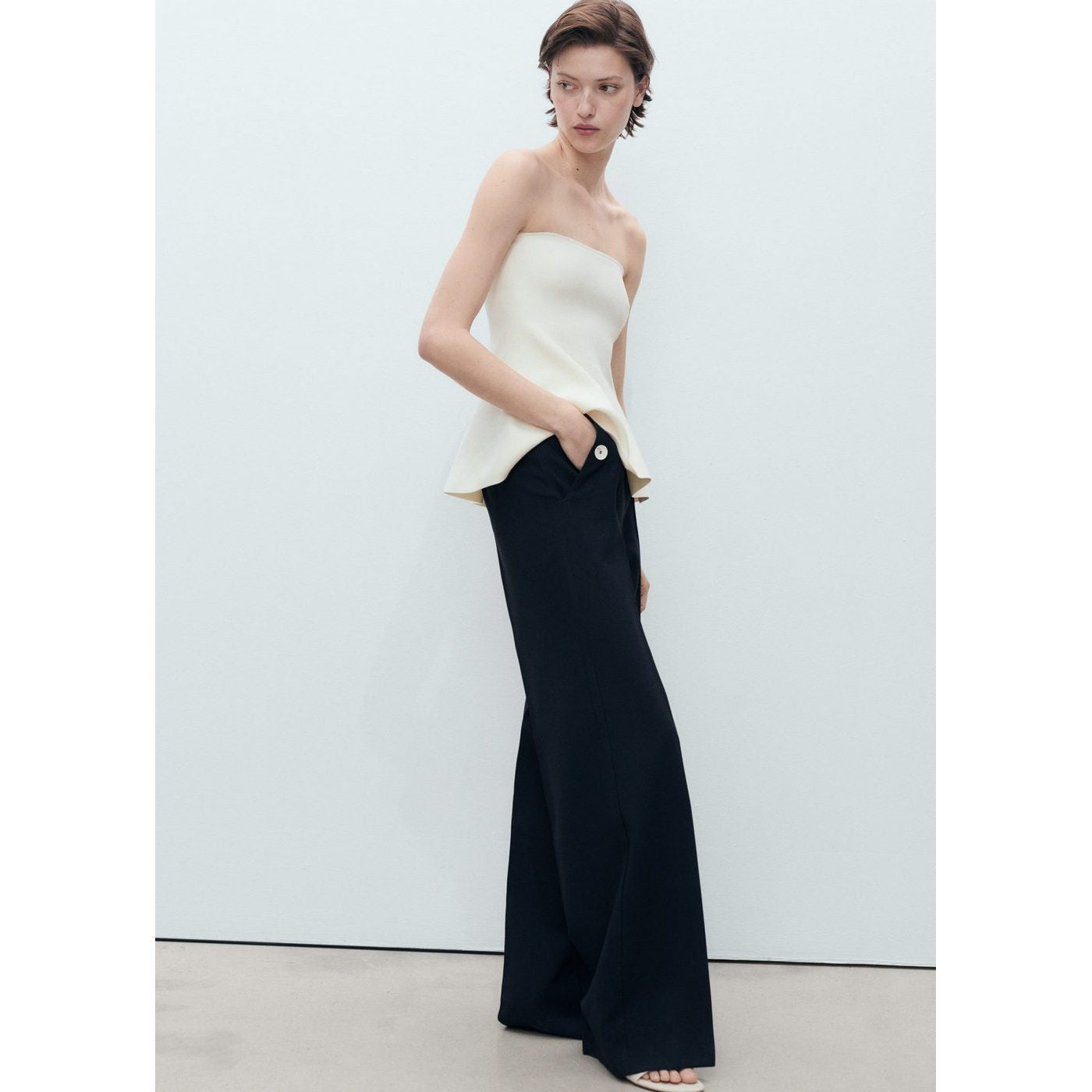 Pantalon Droit Boutons Contraste