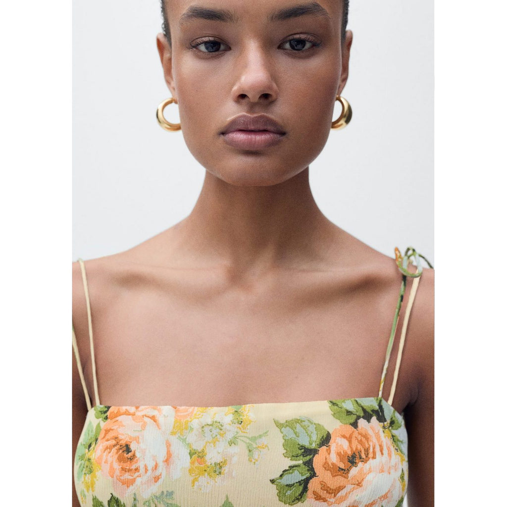 Robe Courte À Fleurs Détail Volants
