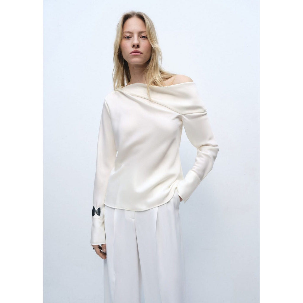 Blouse Satin Col Bénitier
