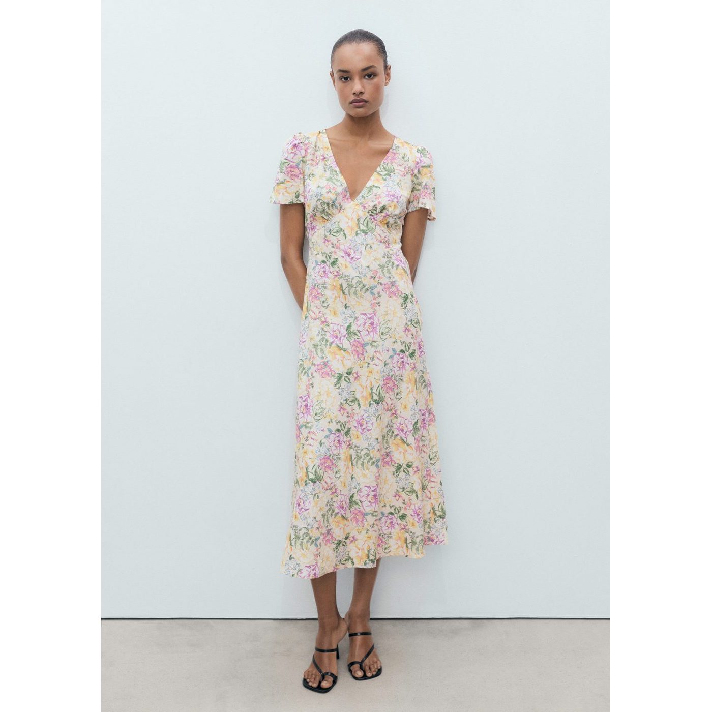 Robe En Lin À Fleurs