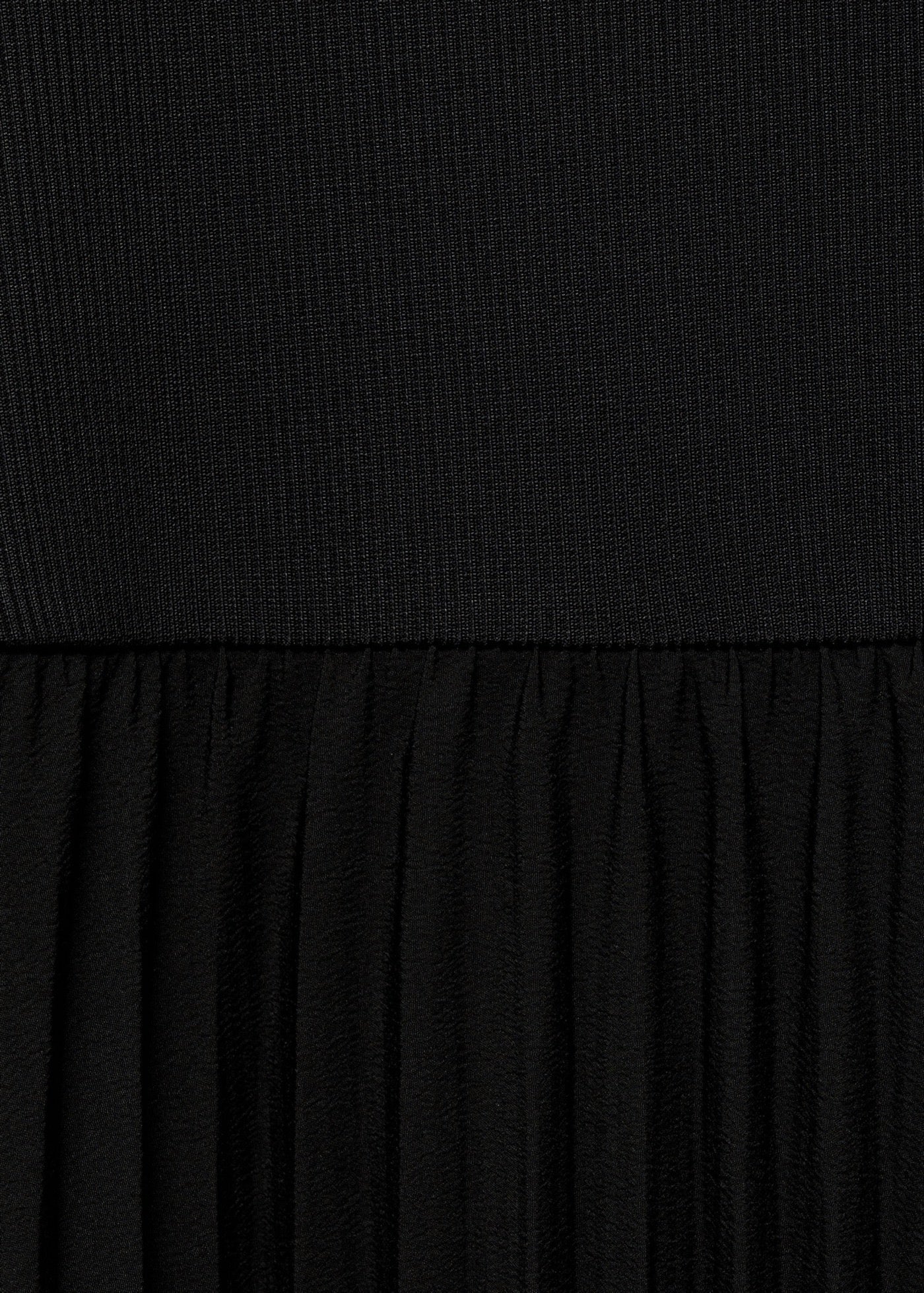 Robe Évasée Plissée