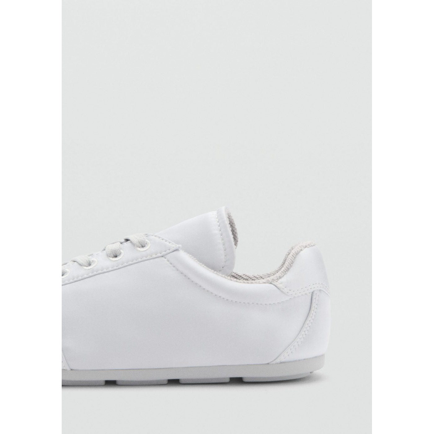 Tennis Satinées Lacets