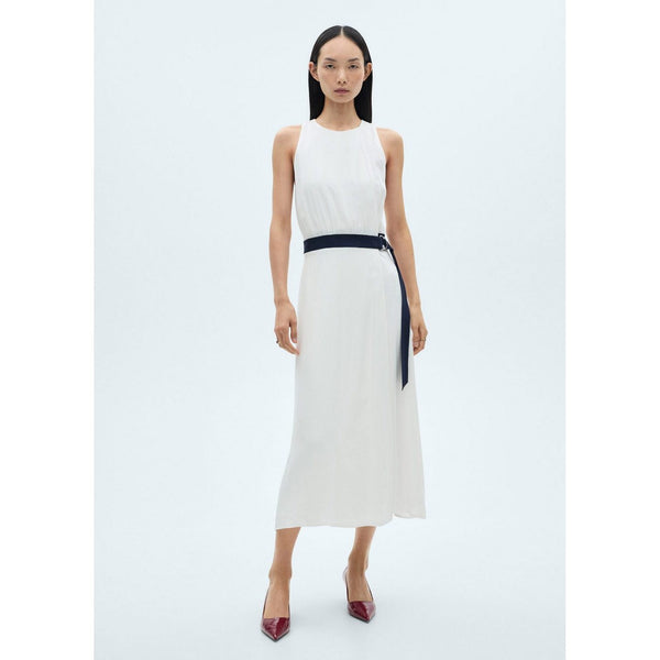 Robe Ceinture Contrastante