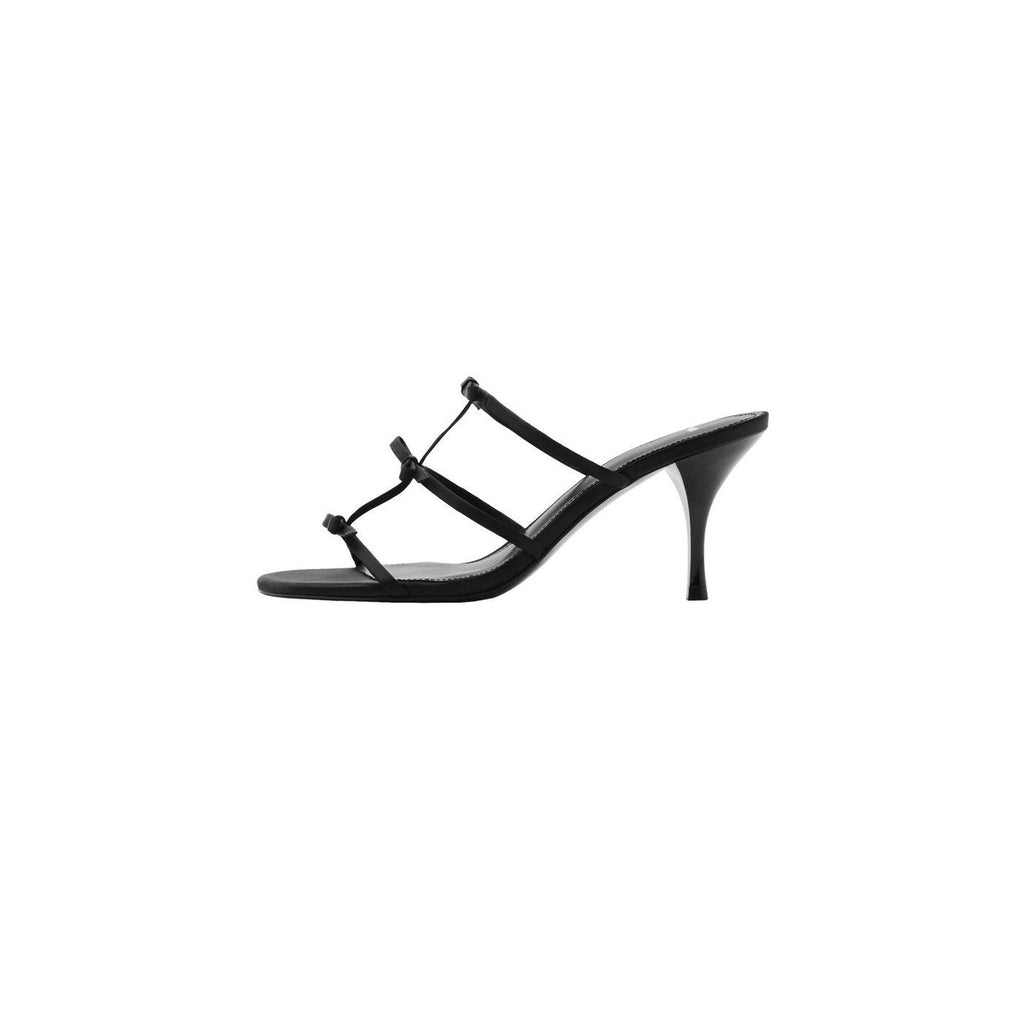 Sandales À Talon Avec Brides Et Détail Ns_x0001_Uds