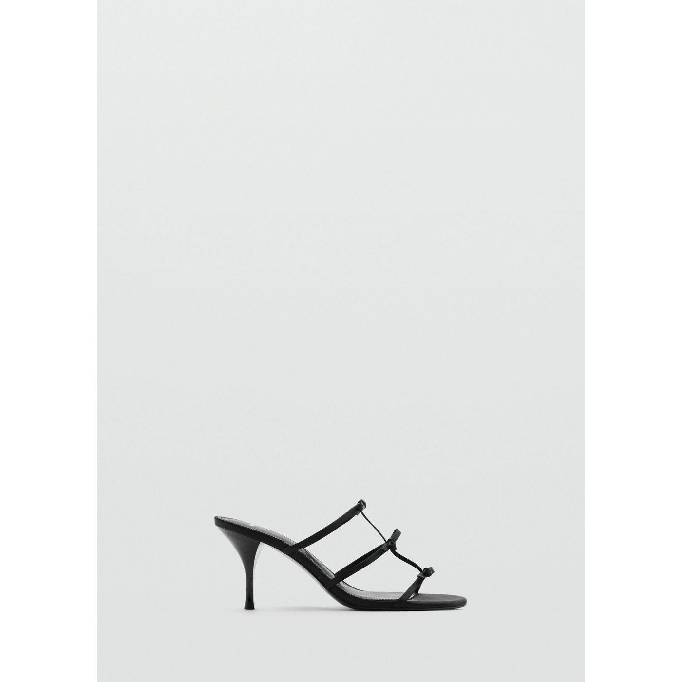 Sandales À Talon Avec Brides Et Détail Ns_x0001_Uds