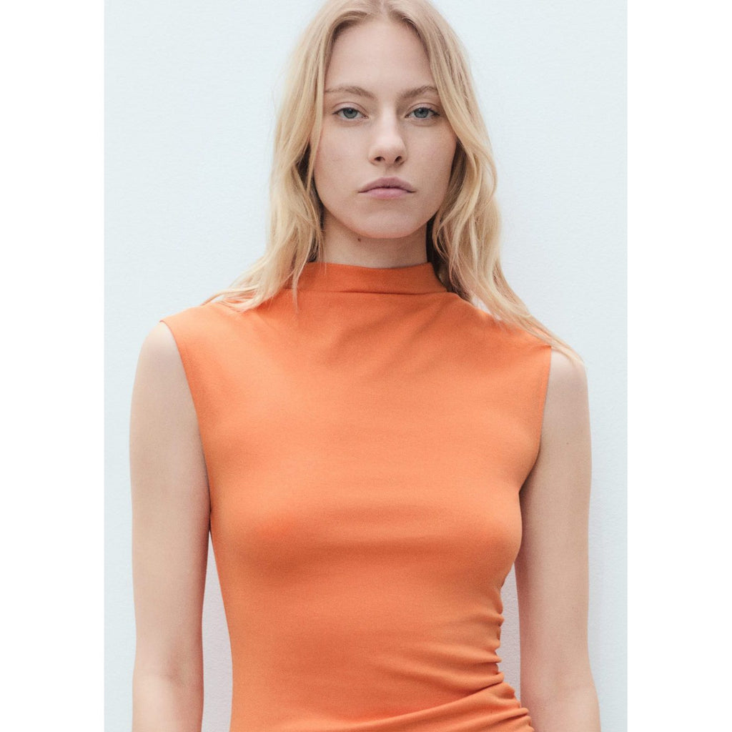 Robe Drapée À Col Montant