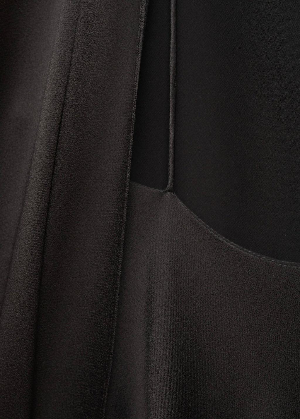 Robe Asymétrique Col