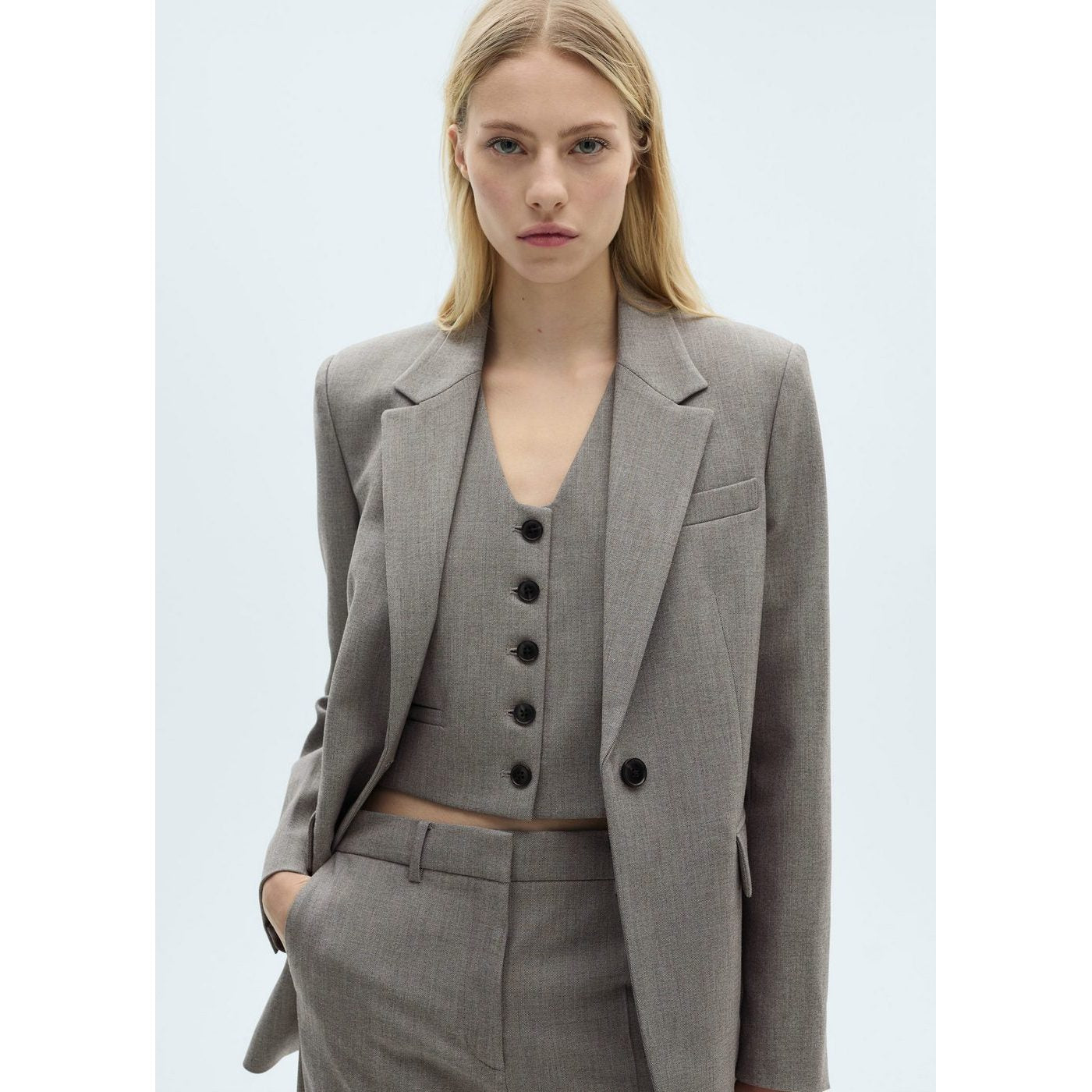 Blazer Droit Avec Poches À Rabat