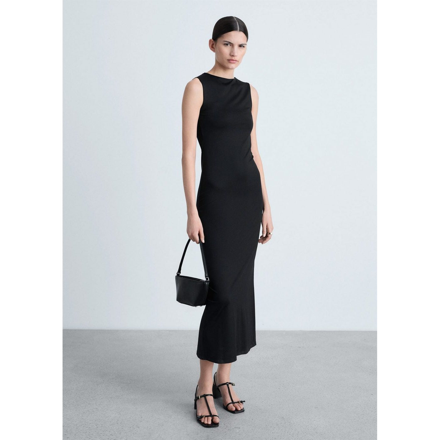 Robe Longue Ouverture Arrière
