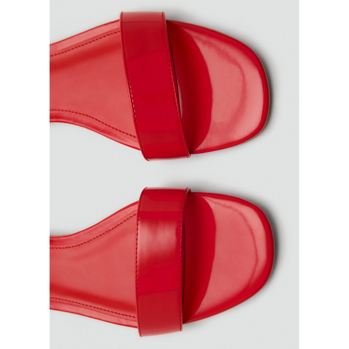 Sandales Vernies Plates