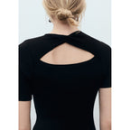 Robe Midi Côtelée Avec Ouverture Au Décolleté