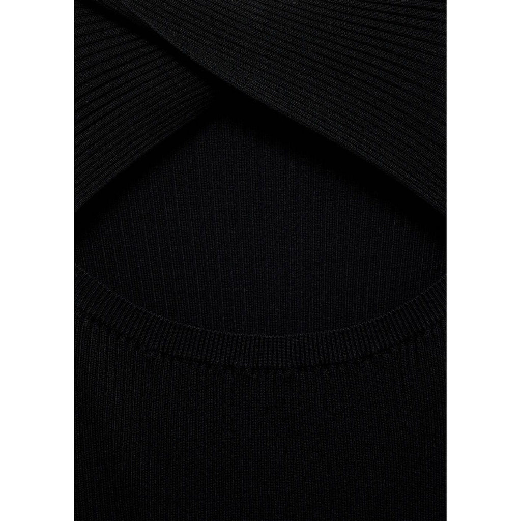 Robe Midi Côtelée Avec Ouverture Au Décolleté