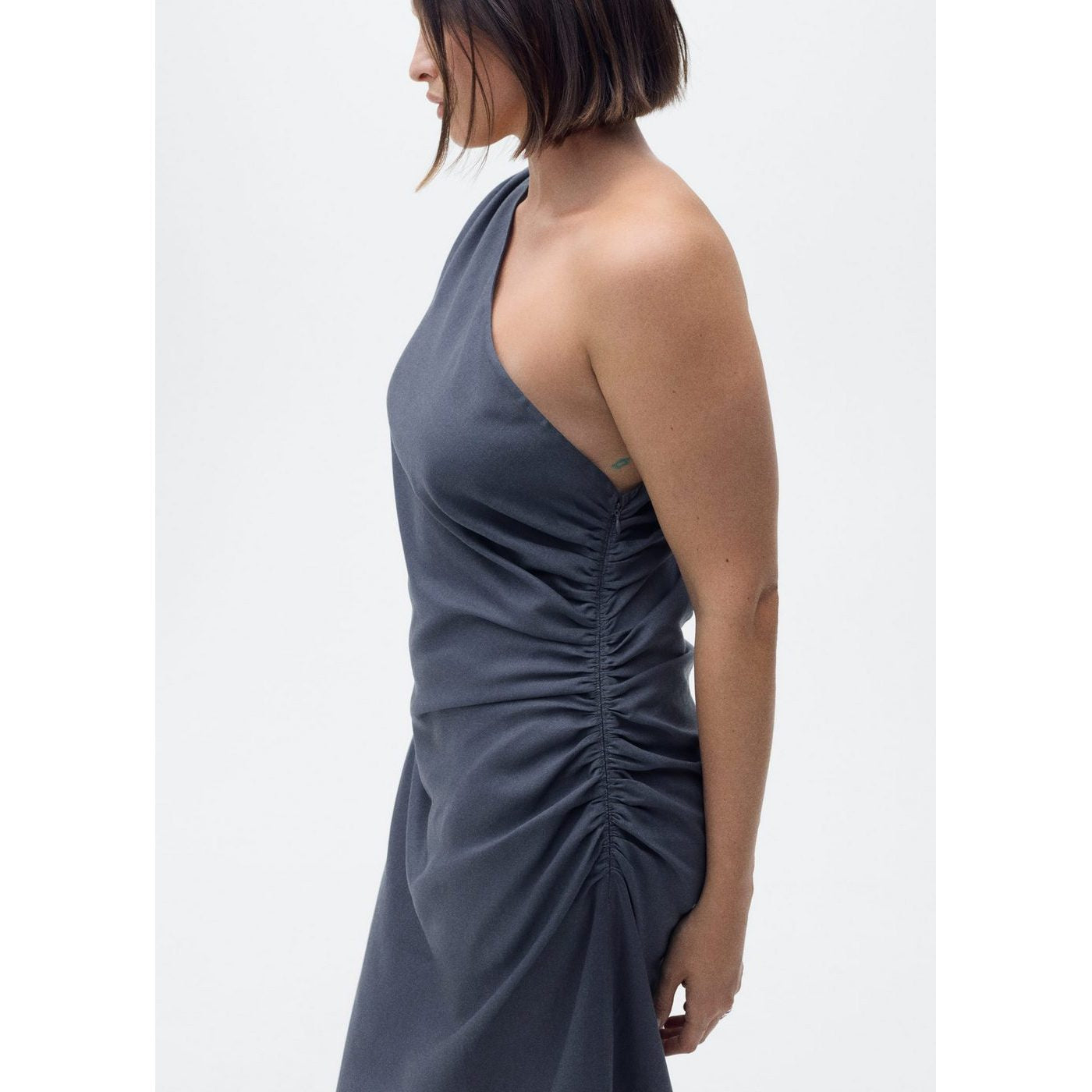 Robe Asymétrique Détails Froncés