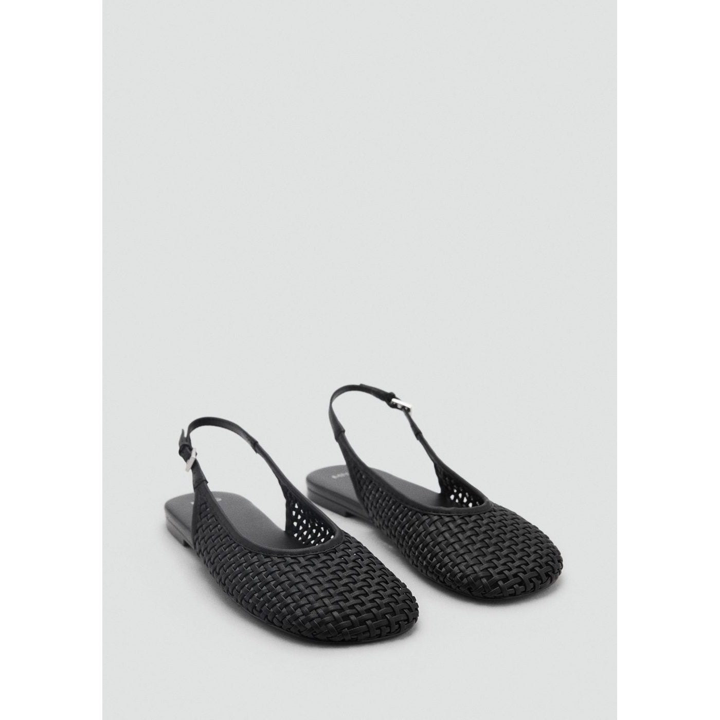 Chaussures En Similicuir Tressées