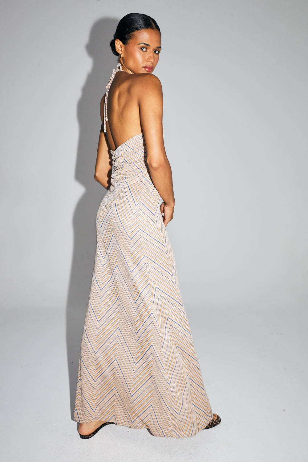 La Robe Bowie En Tricot Zigzag Fabriquée En Italie