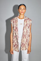 La Veste Sans Manche Vanessa En Tweed Composé De Fils Recyclés Fabriquée En Italie
