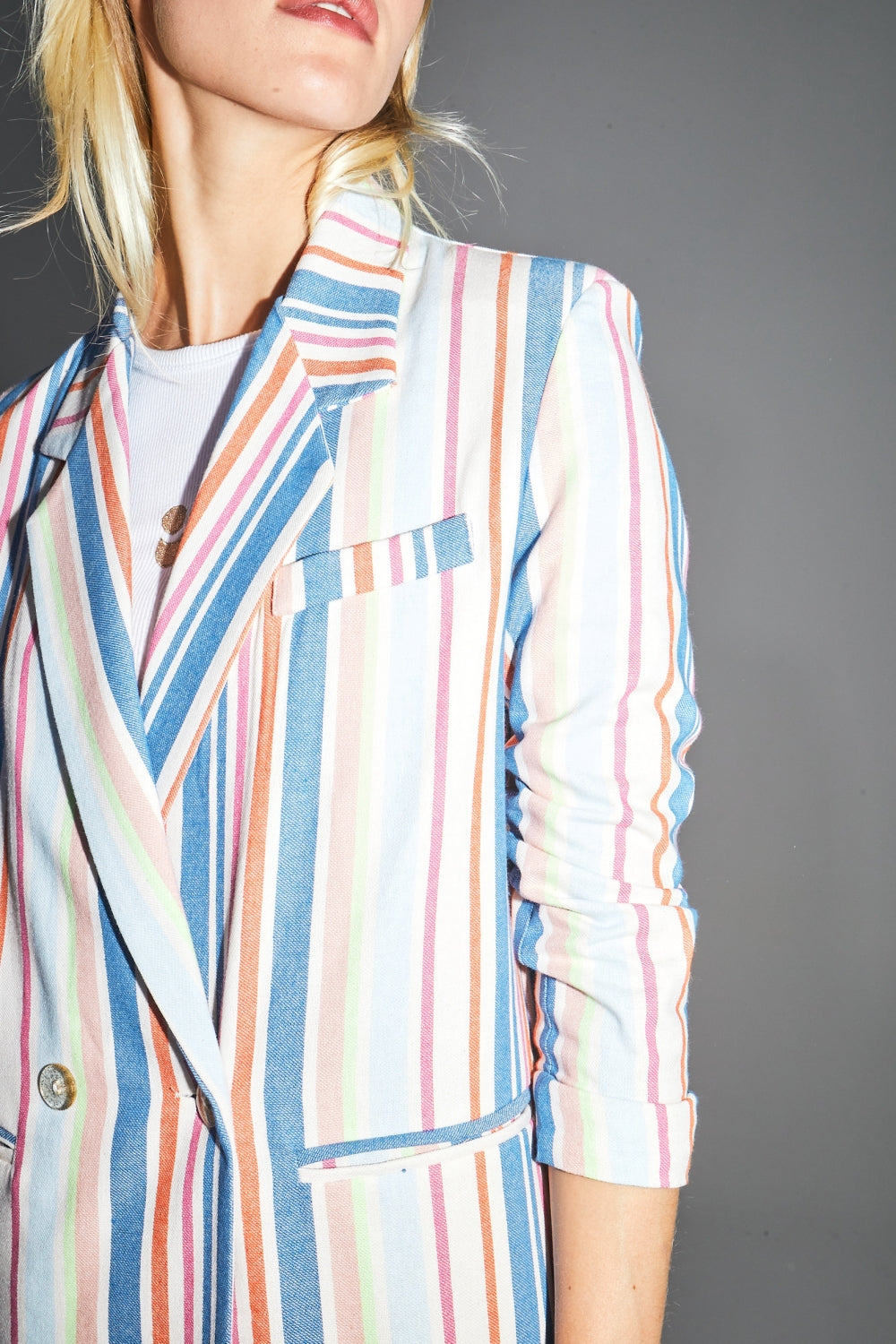 Le Blazer Ema A  Rayures Pop Multicolores En Coton Organique Fabriqué En Italie