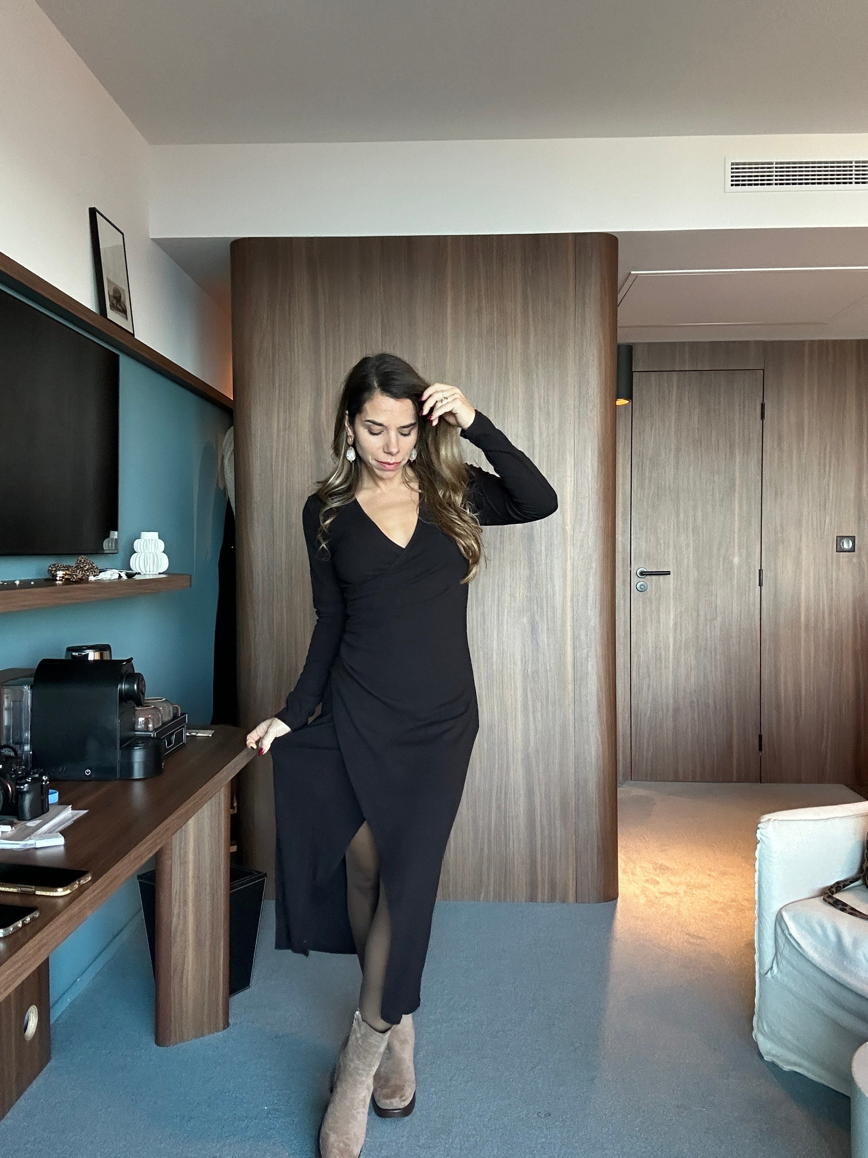 Robe Romane Noire