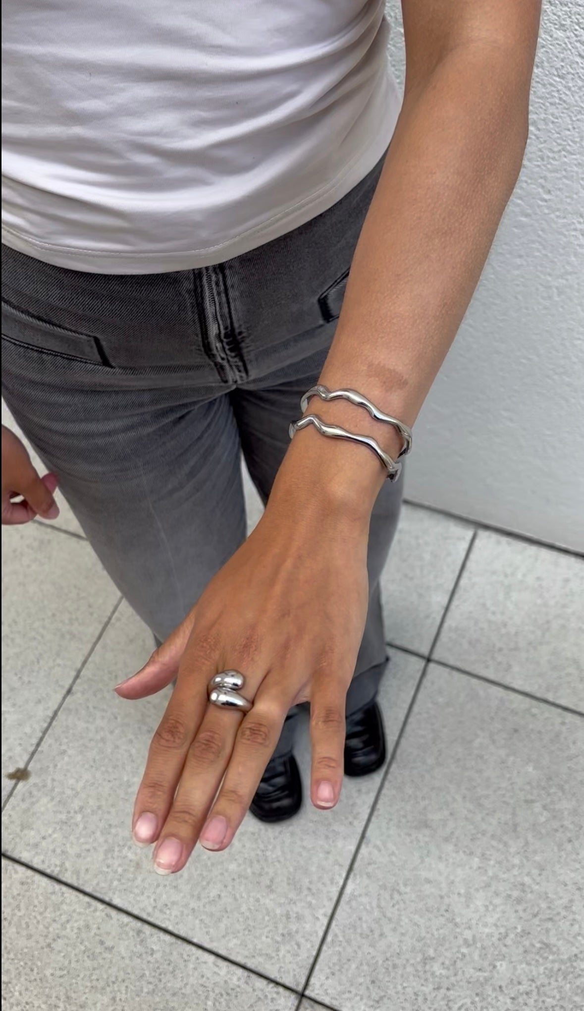 Bracelet Wave Bangle