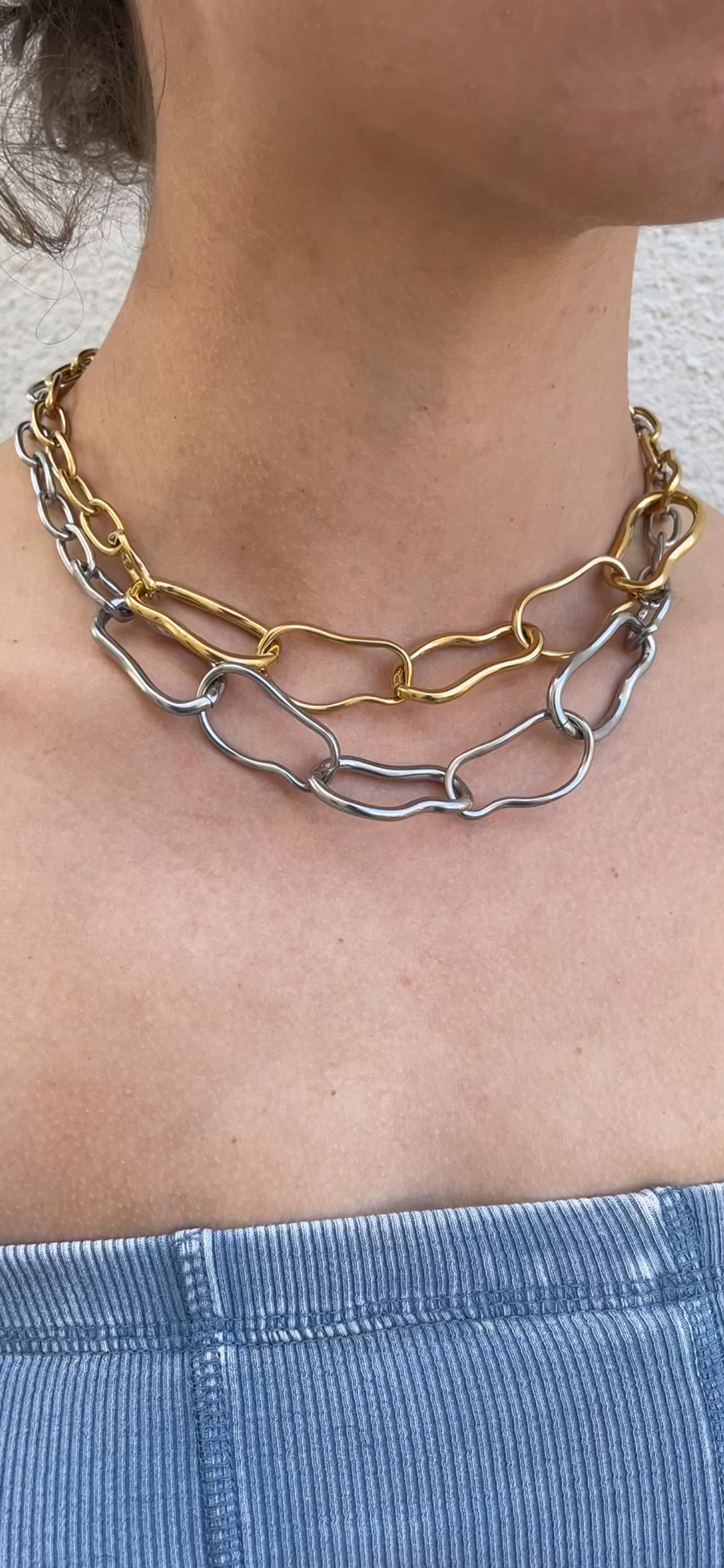 Collier Outline