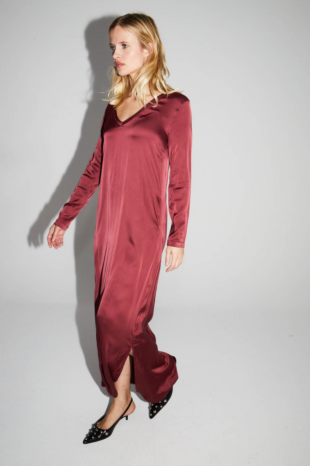Maxi Dress Satin Viscose Stretch Bordeaux Fabriquée En Italie