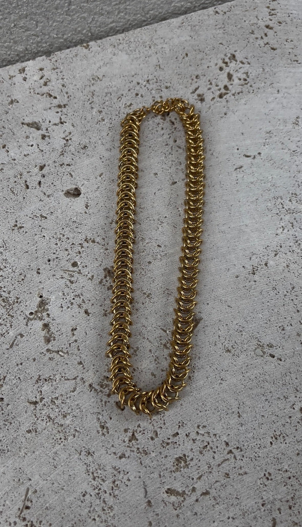 Collier Grunge
