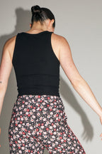 Le Pantalon Max Imprimé Gypsy Fleuri Rouge Et Rose Fabriqué En Italie